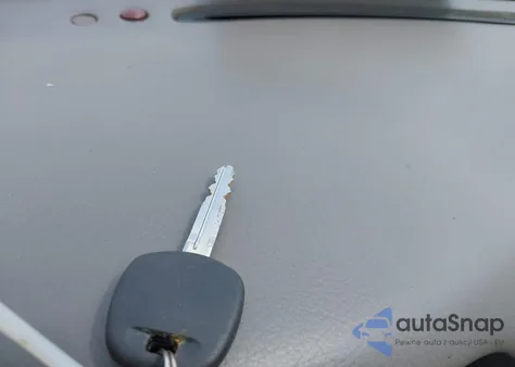 2005 Toyota Camry Le из США, поврежденный, VIN 4T1BE32K35U081033